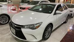 تۆیۆتا کامری